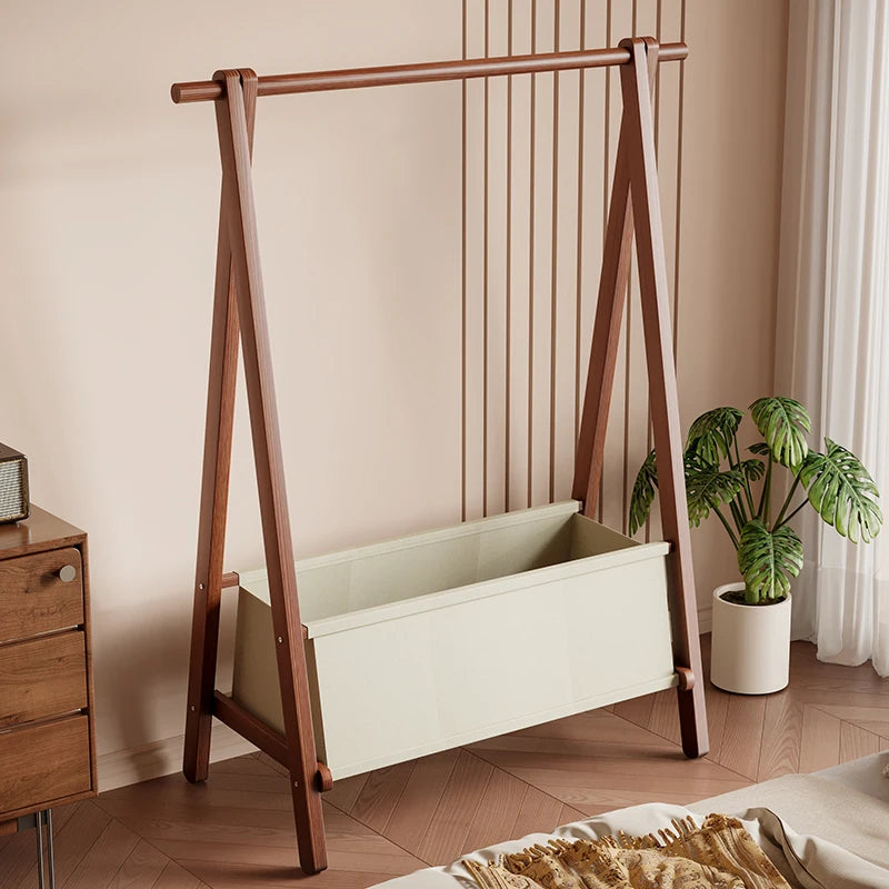 Portant vêtements design rétro en bois et métal avec rangement chaussures, base stable