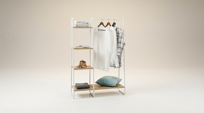 Portant vetement blanc